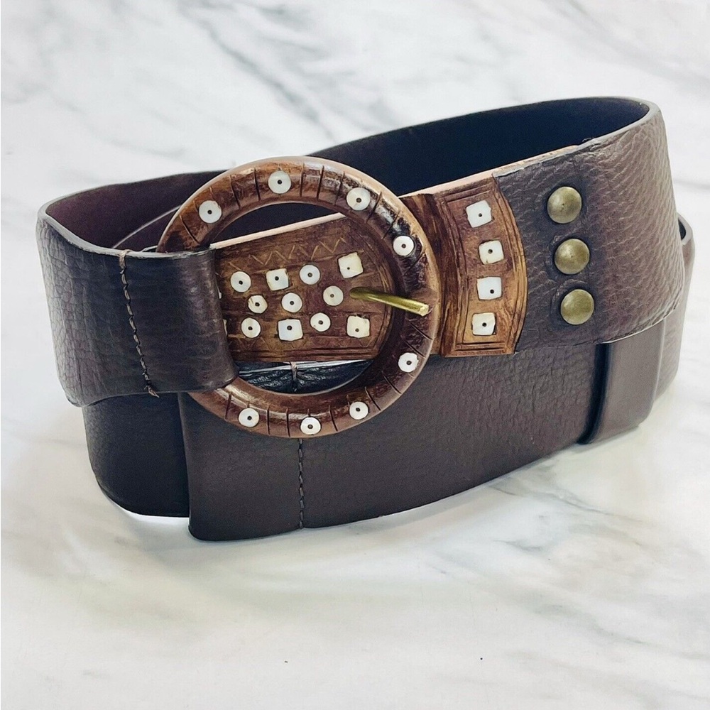 Chico’s Brown Adjustable Leather Belt with Buckle Shell Inlay